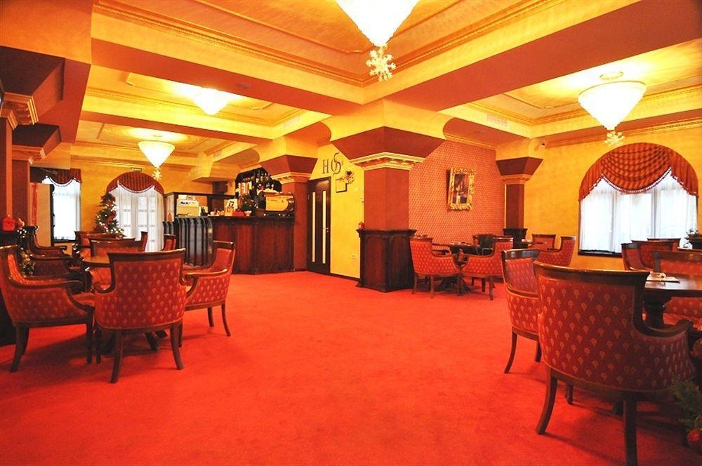 Hotel Eden Iasi Bagian luar foto